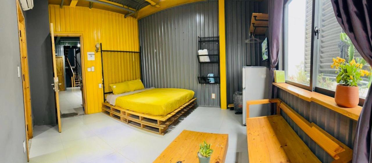 Container 3*